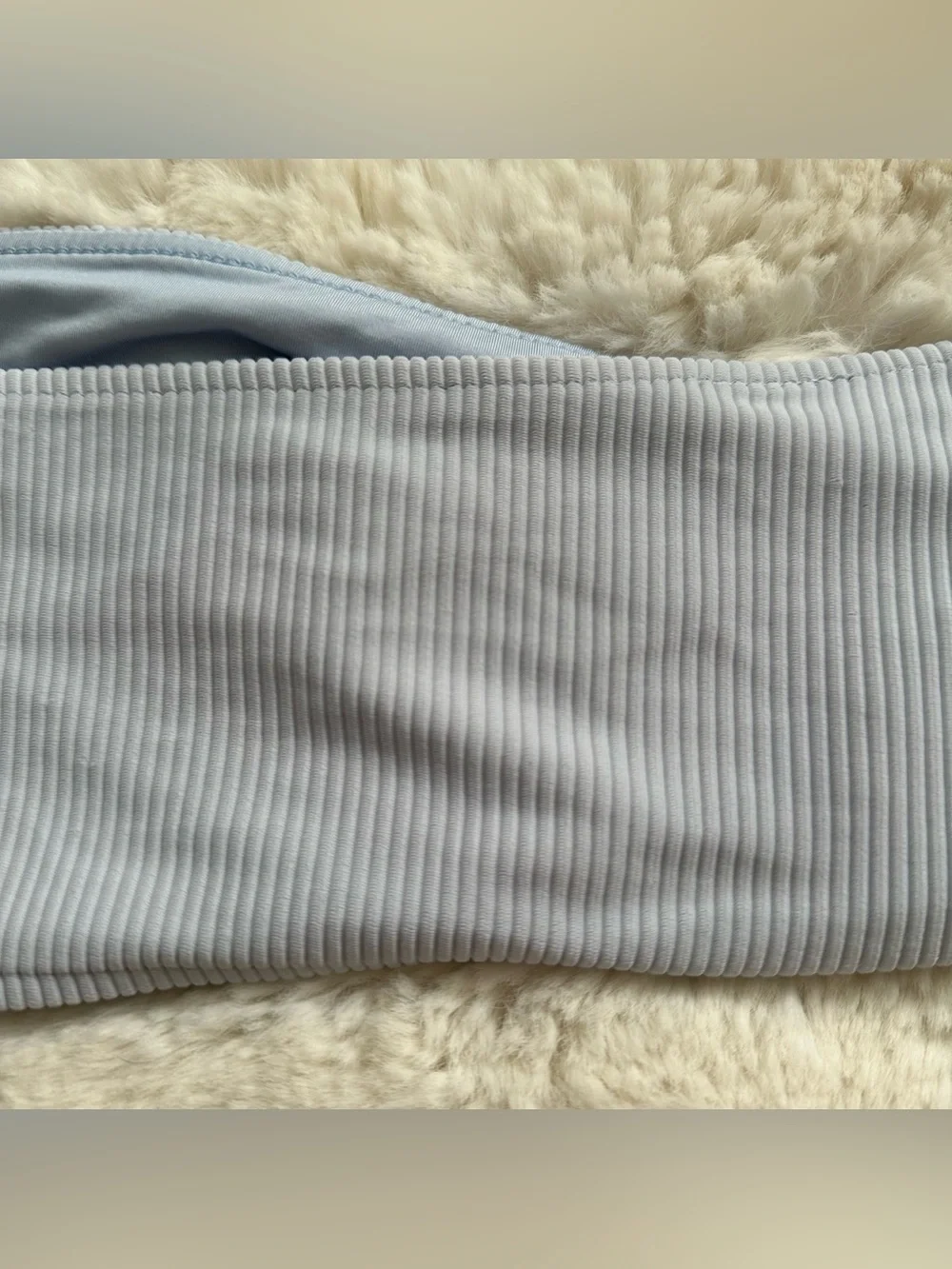 NWT Frankie’s Bikinis Jenna Ribbed Light Blue Bandeau Strapless Bikini Top
